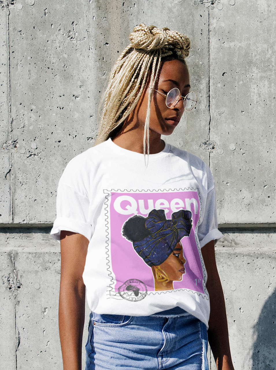 "Queen" Organic Cotton T-Shirt - Baby Pink/White