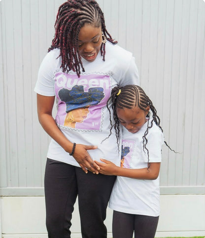 Queen T-Shirt -White / Baby Pink