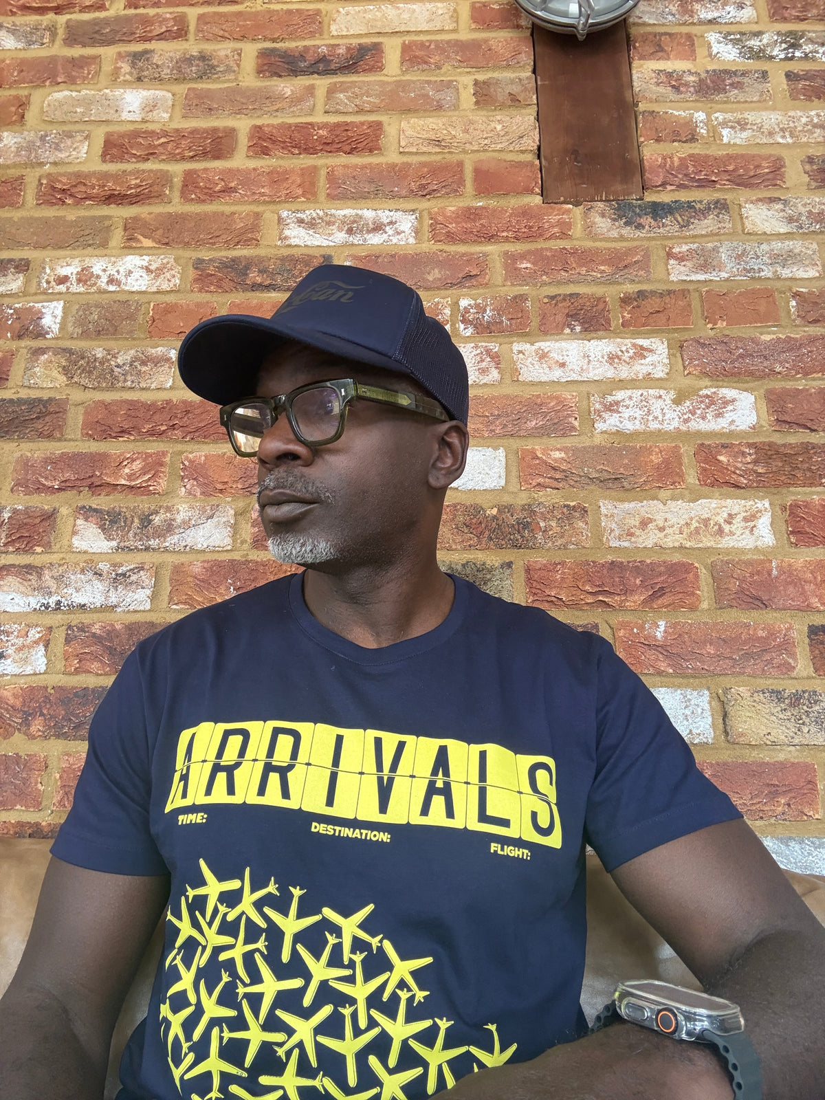 Arrivals T-shirt (Regular Fit)