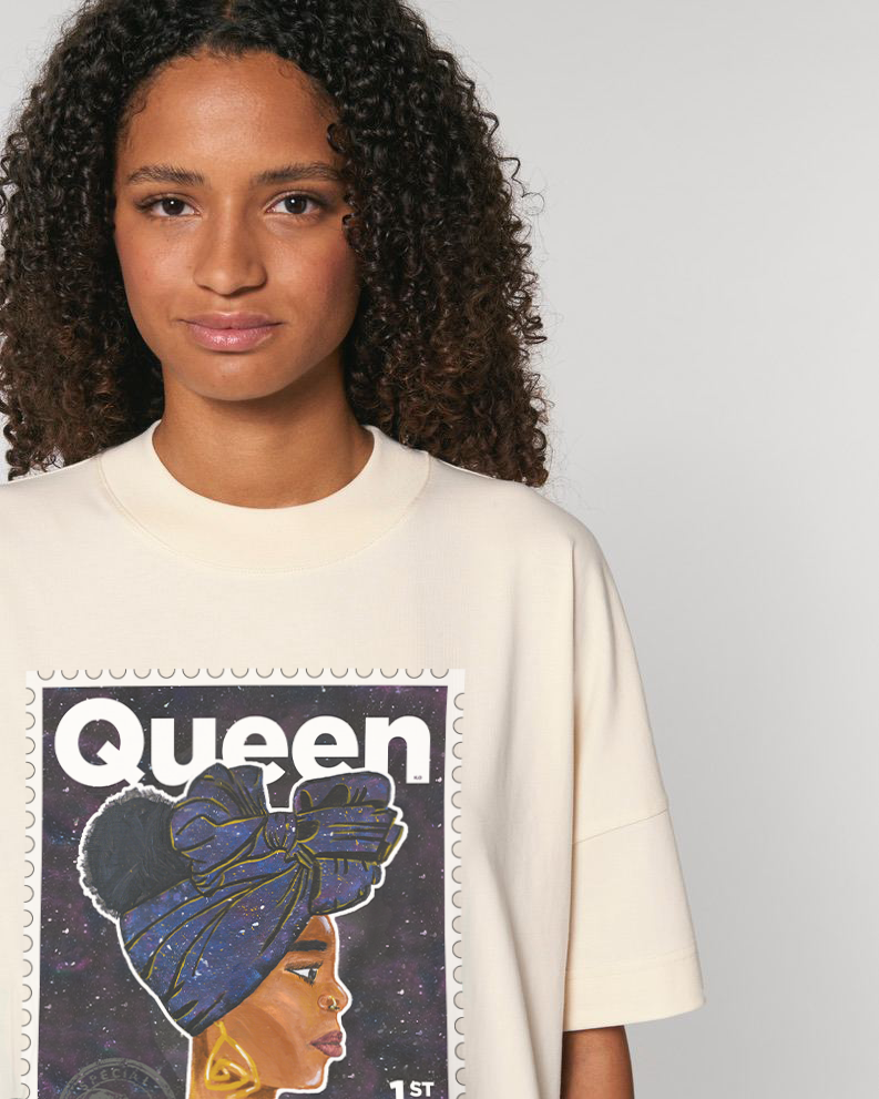 "Queen" Oversized T-Shirt - Off-White